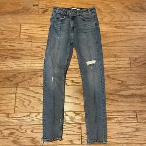 Levi’s size 27 Vintage High Rise Skinny